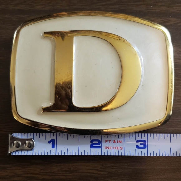 Large Initial Belt Buckle - Picture 4 of 6
